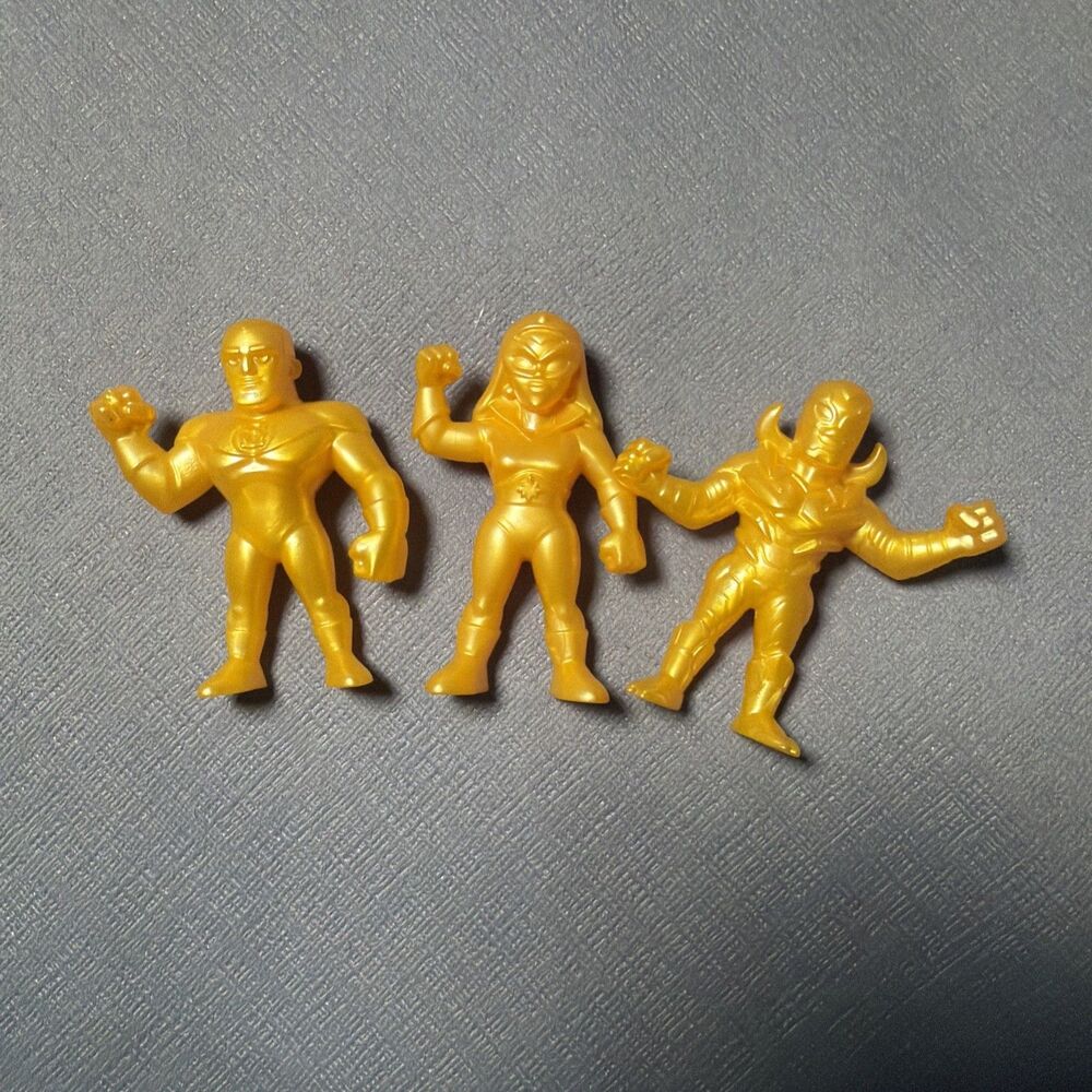 Lot Of 3 Gold Color  Wendys Kids Meal DC Comics Mini Figures-G